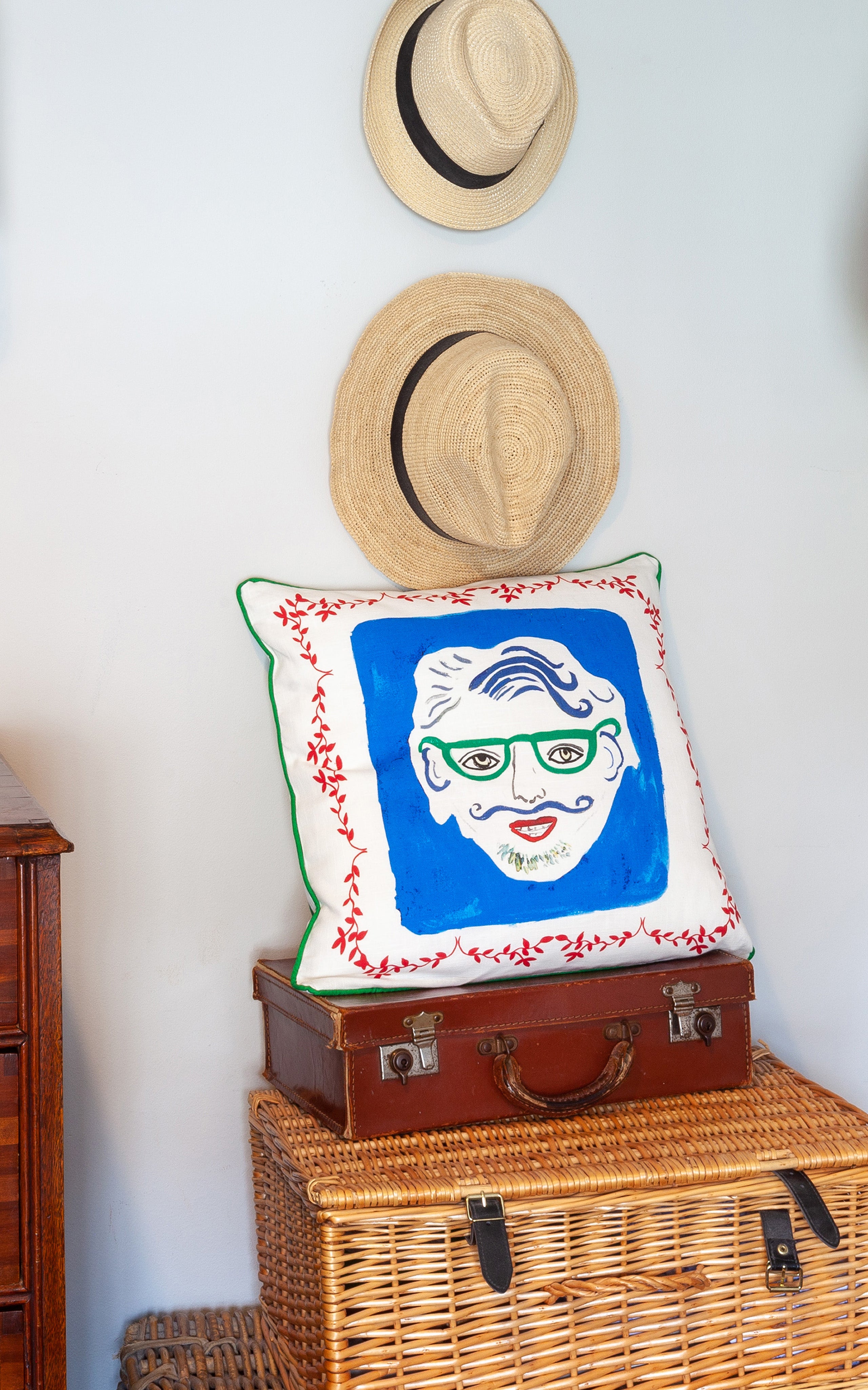 ADDING ART TO YOUR HOME THROUGH INTERIOR – JRF