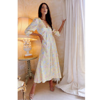 Zarina_20Butterfly_20Button_20down_20tea_20dress_model_20SHOT_822ecb3b-6252-426e-9463-10d860d6dd28.jpg