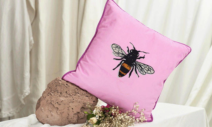 WE HAVE NEW CUSHIONS Jessica Russell Flint