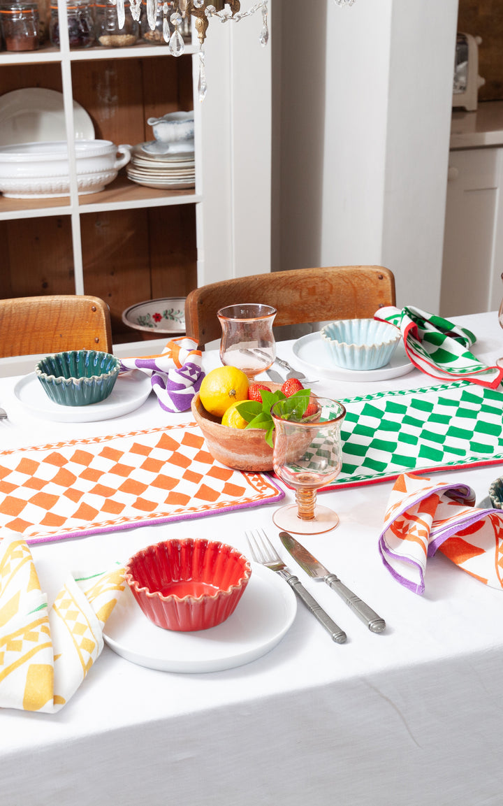 Set the table with Jessica Russell Flint!