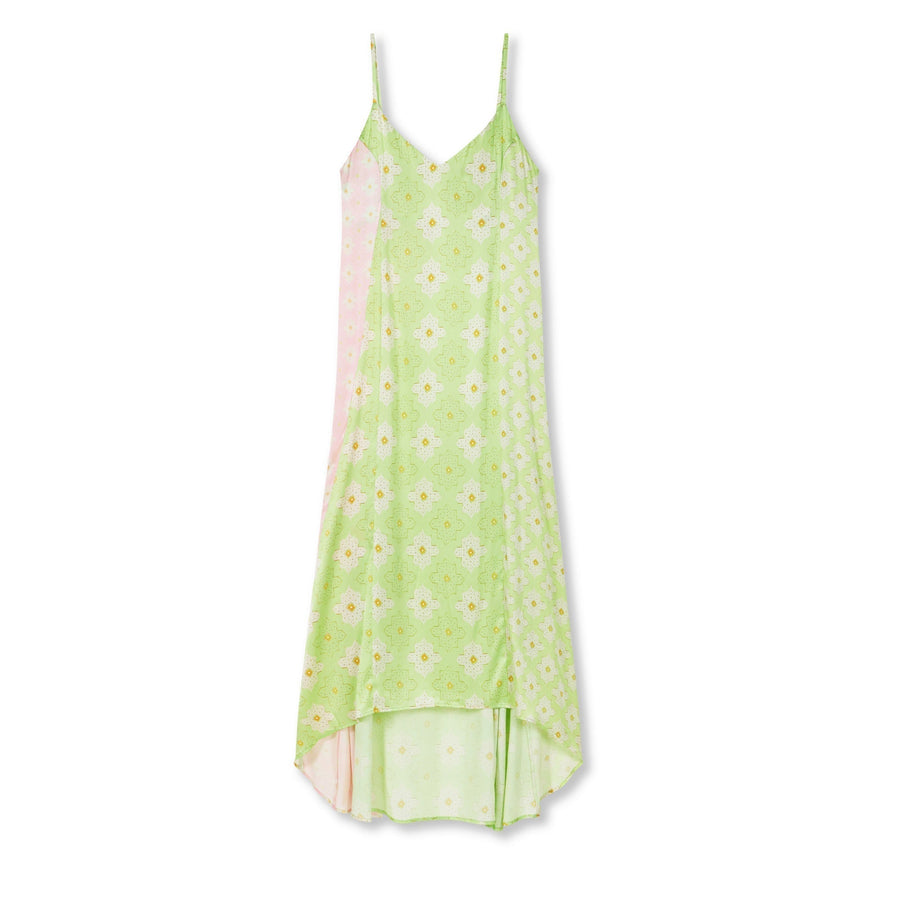 ALIZE_20maxi_20cami_20DRESS_cut_20out_20shot_d859baa0-c178-40e9-98b9-dc89a8234030.jpg