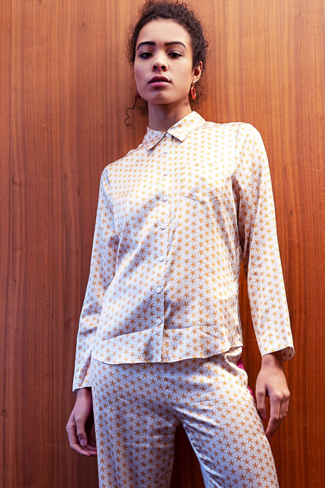 ecru golden starts print silk long sleeve pyjama top