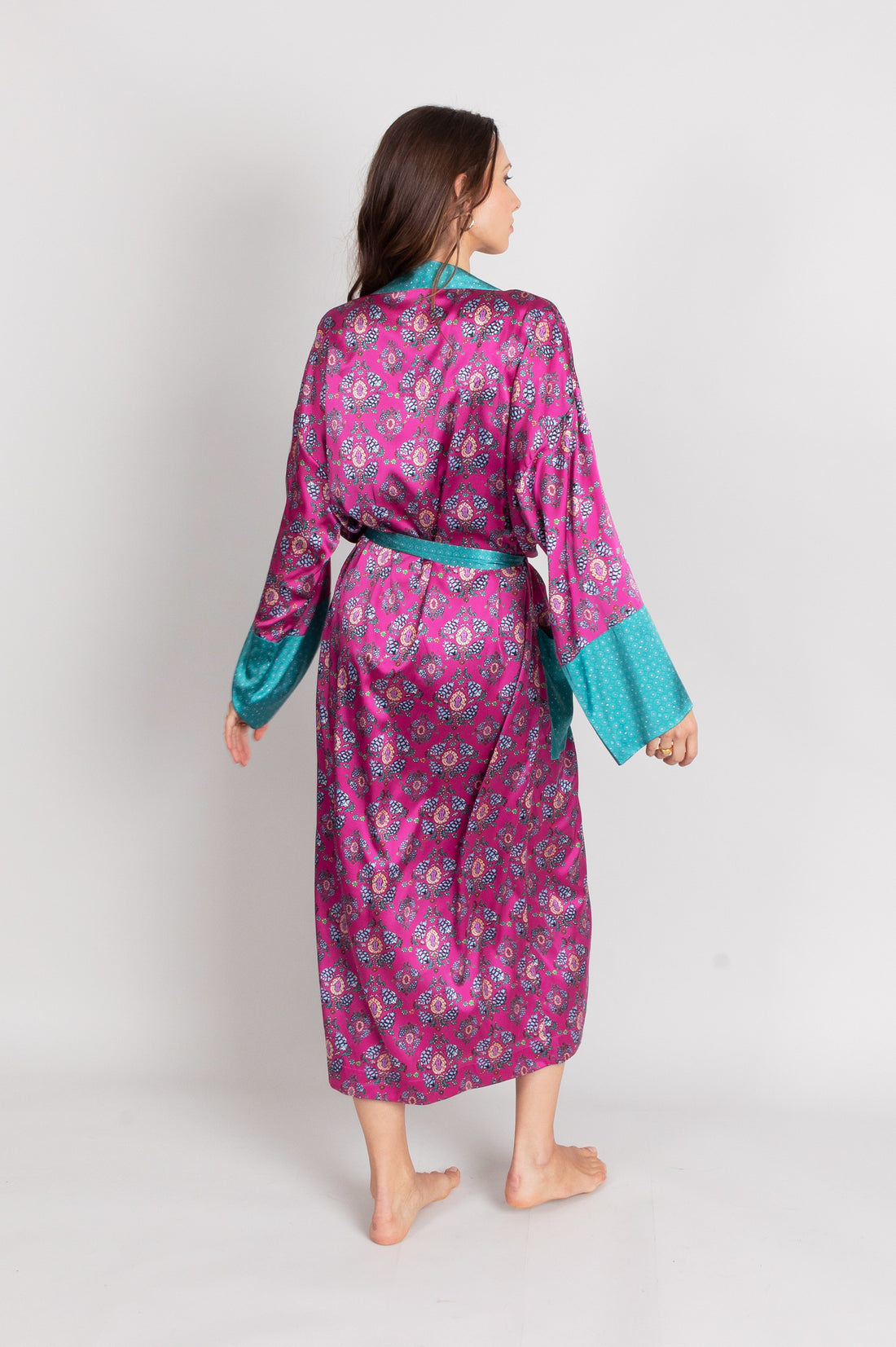 Long Robe / "Persia"
